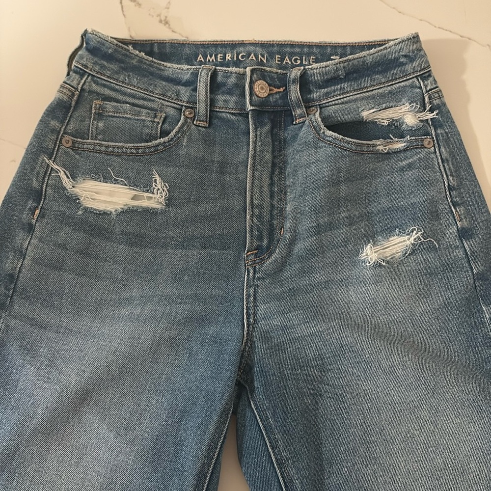 American eagle jeans- mom straight jeans- size 2